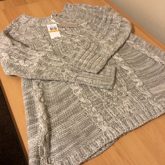 NWT Cupio Bloomingdale’s Grey Cable Knit Sweater S - Picture 3 of 5